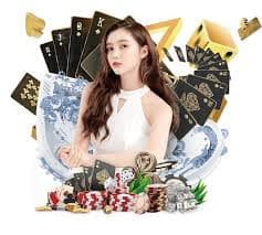 TWCBET2 တိုက်ရိုက်ကာစီနို တစ်ကျော့ Live Baccarat Table ကစားနေသောမြင်ကွင်း